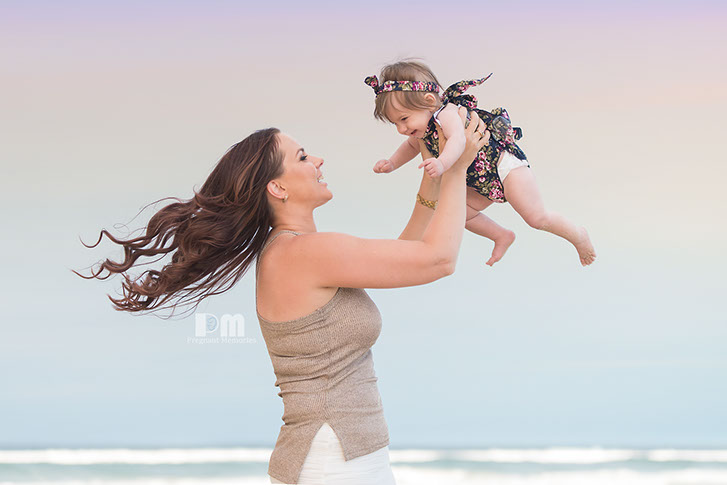 Affordable beautiful Family Photography on beach