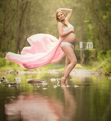 Beautiful Gold Coast Creek Maternity Photography Flowing Gowns- Rikki-Lee