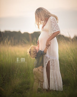 Family Maternity Photographer - Affordable