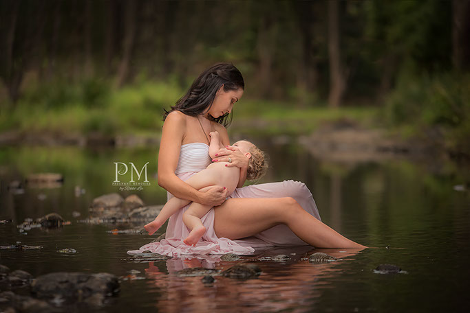 Breastfeeding Photos, Portrait, Photoraphy, Meg Bitton, Creek, MOther and child, Gold Coast Photographer, Pregnant Memories, http://.www.pregnantmemories.com