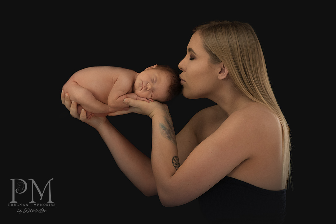 Affordable Sibling Sibling and newborn Photography, Gold Coast